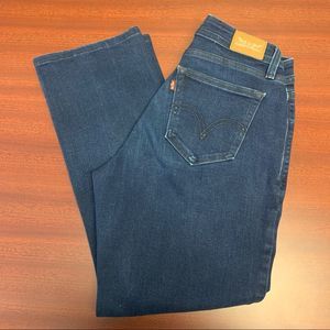 women’s levis 519
